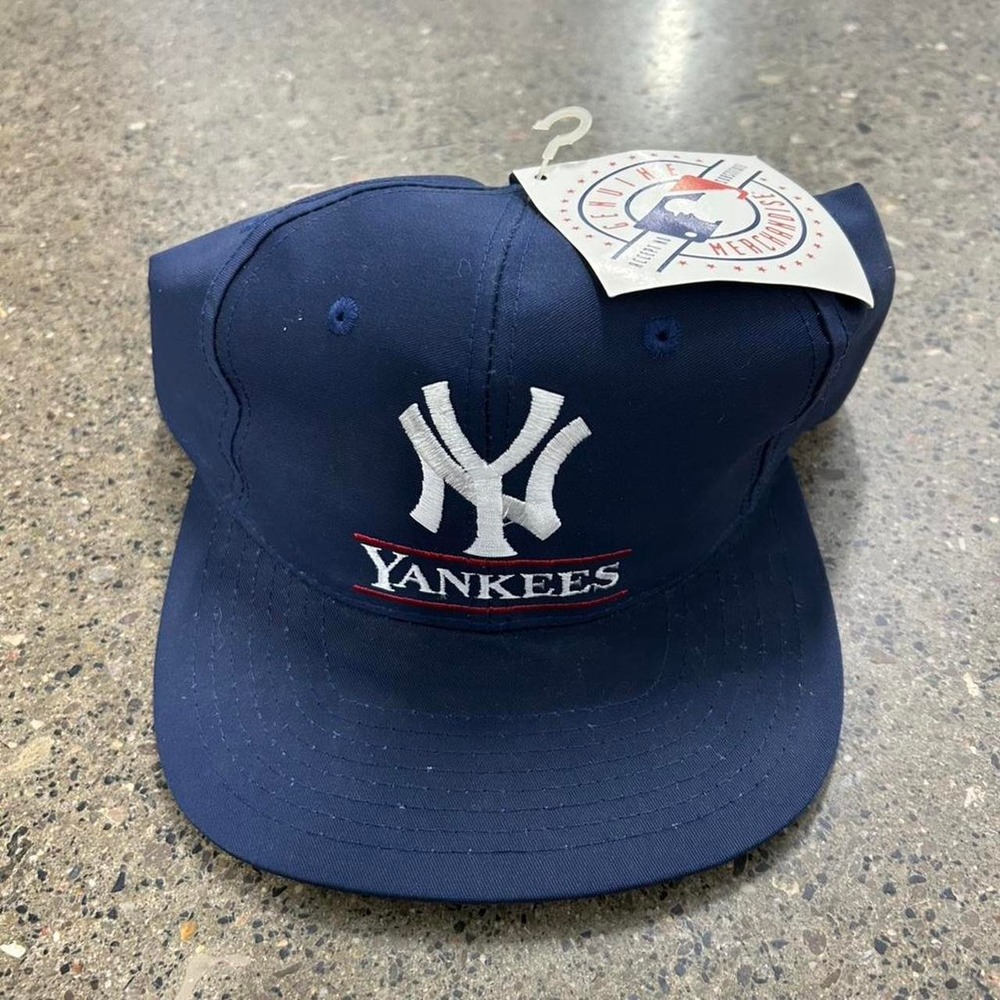 NWT Vintage 90s New York Yankees SnapBack Hat Embroidered Baseball Cap